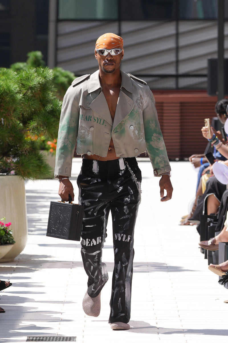 The Kleo Black lifestyle