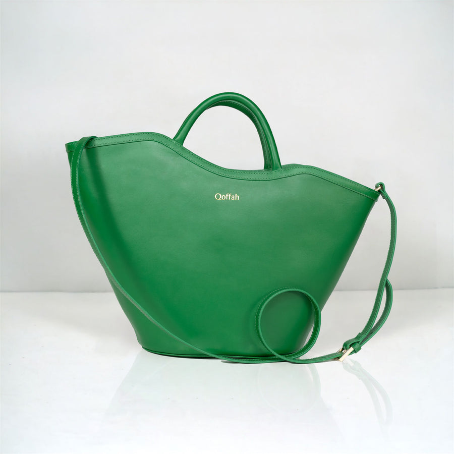 Close-up of The Betty Bag’s Elegant Green Leather Finish