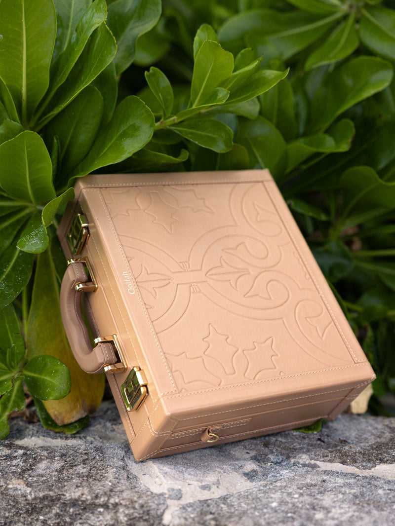 The Kleo Brown Engraved lifestyle