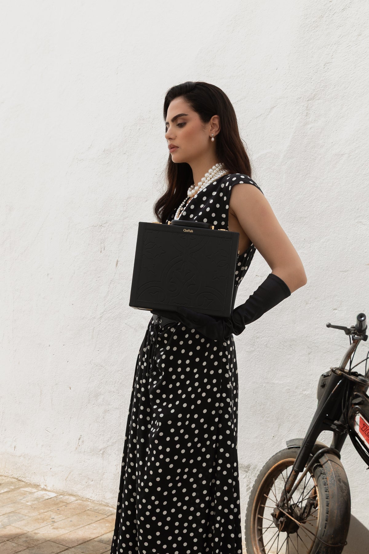qoffah-the-kleo-black-lifestyle-carry-1